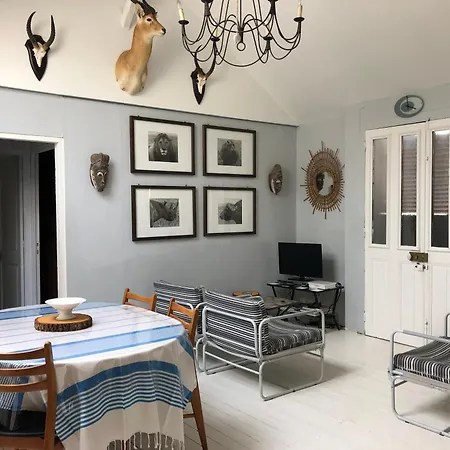 Maison Proche De La * Кабур
